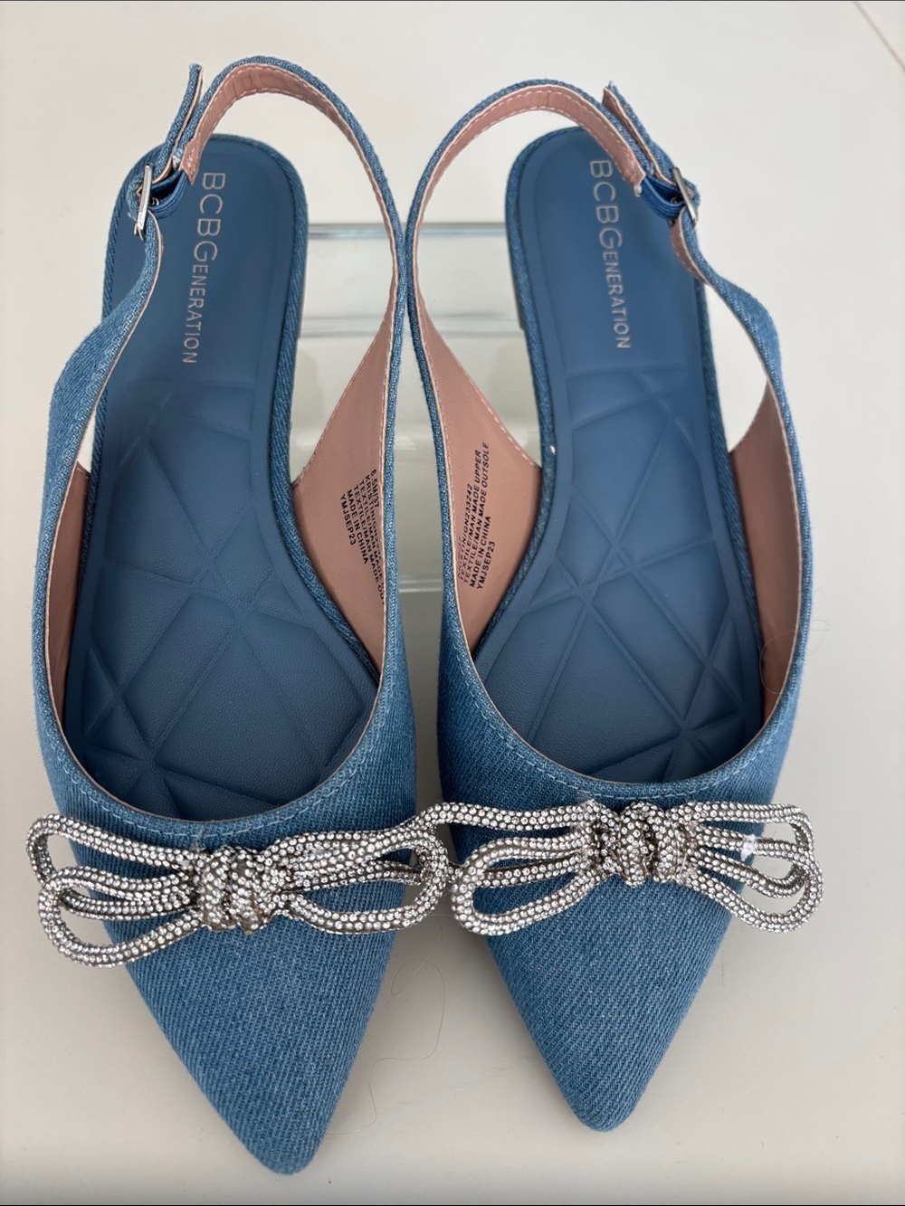 BCBGeneration Denim Blue Slingback Pointed Flats with Crystal Bow 6.5